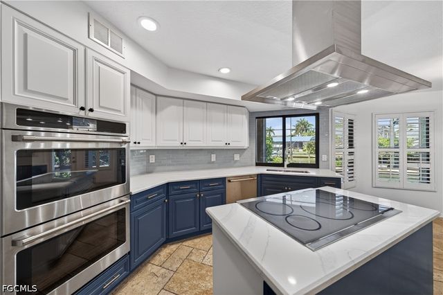 1513 SW 58th ST, Cape Coral, FL 33914