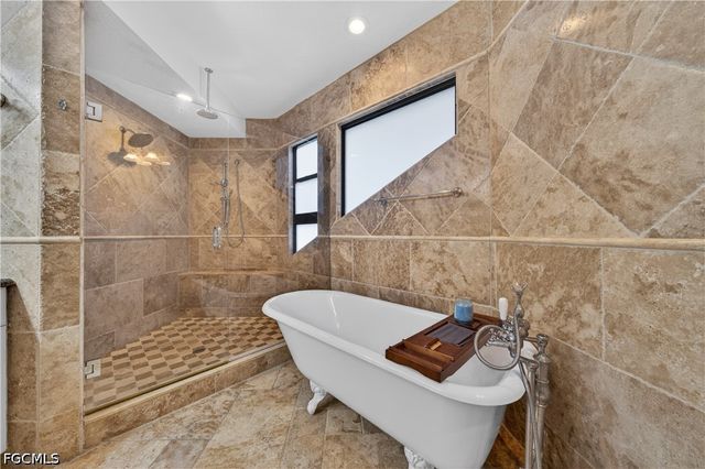 1513 SW 58th ST, Cape Coral, FL 33914