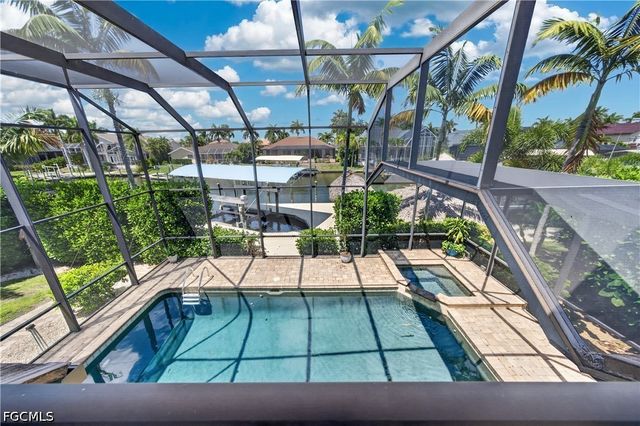 1513 SW 58th ST, Cape Coral, FL 33914