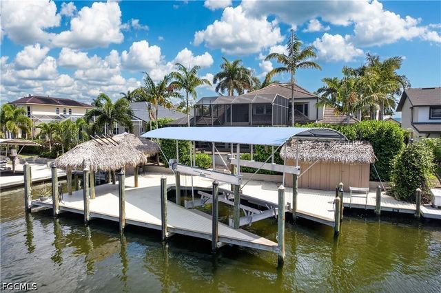 1513 SW 58th ST, Cape Coral, FL 33914