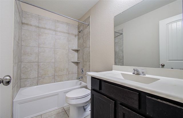 1418 Spencer Glen Lane, Houston, TX 77073