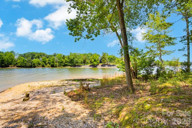 629 Waterton Trail, Belmont, NC 28012