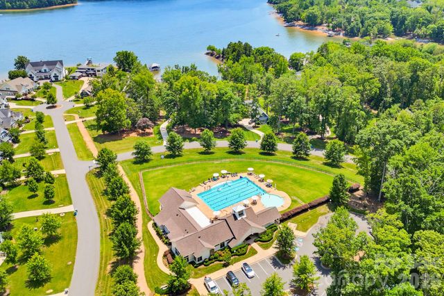 629 Waterton Trail, Belmont, NC 28012