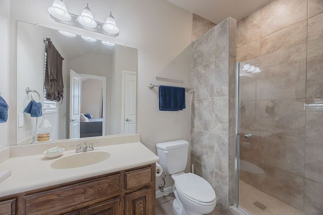 305 Village Drive, Red Oak, TX 75154