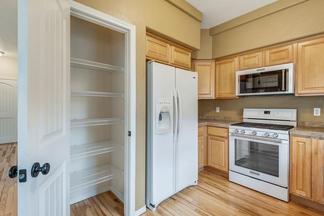 641 SE Glengarry Place, Bend, OR 97702