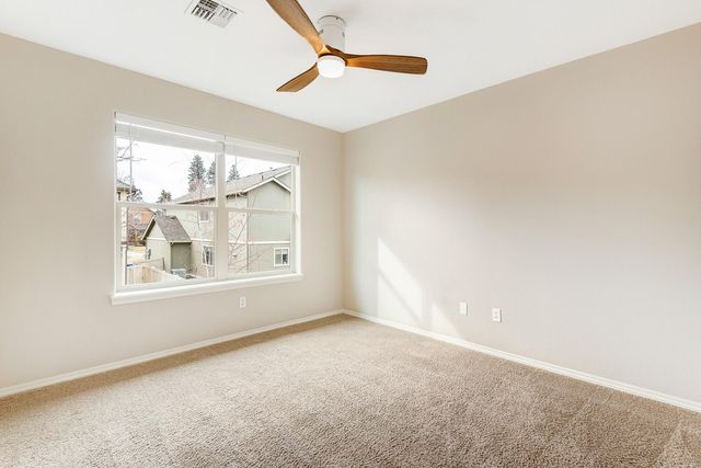 641 SE Glengarry Place, Bend, OR 97702