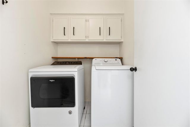 12131 Ella Lee Lane, Houston, TX 77077