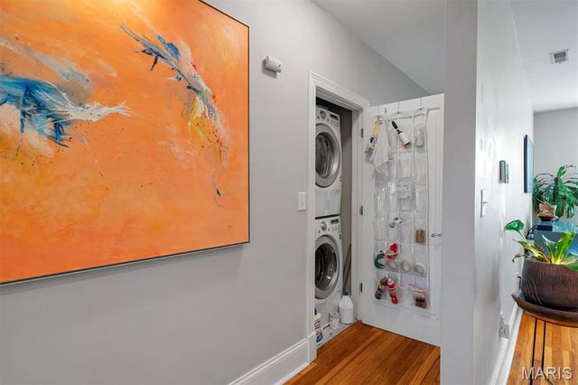 6253 Rosebury Avenue 2E, St Louis, MO 63105