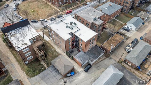 6253 Rosebury Avenue 2E, St Louis, MO 63105