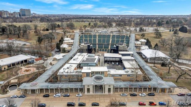 6253 Rosebury Avenue 2E, St Louis, MO 63105