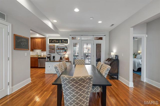 6253 Rosebury Avenue 2E, St Louis, MO 63105