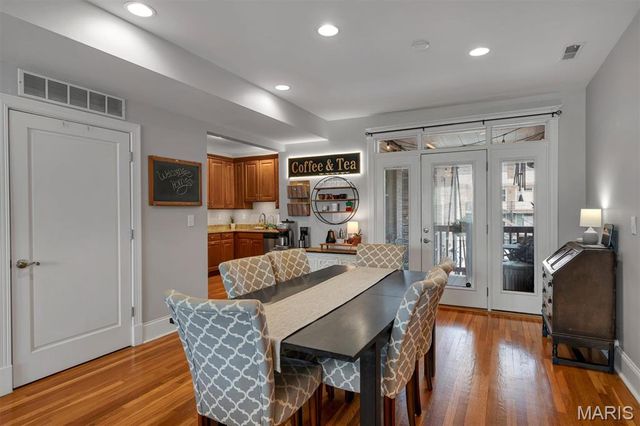 6253 Rosebury Avenue 2E, St Louis, MO 63105