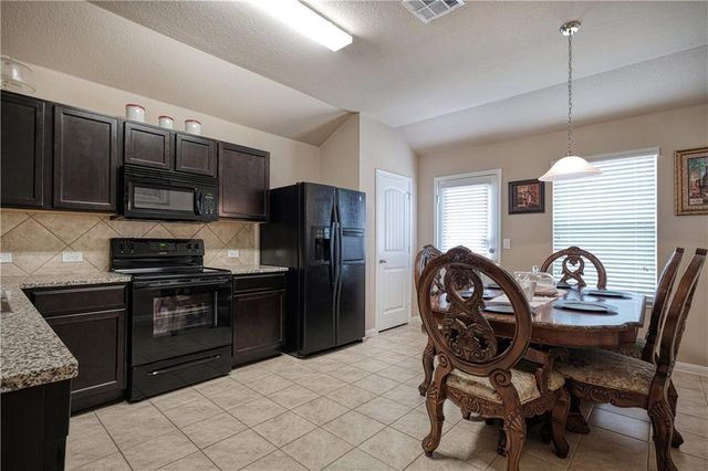 5821 Roderick DR, Austin, TX 78724