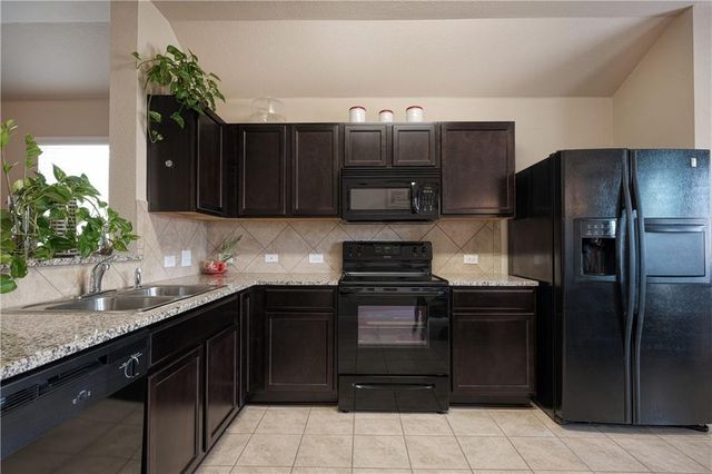 5821 Roderick DR, Austin, TX 78724