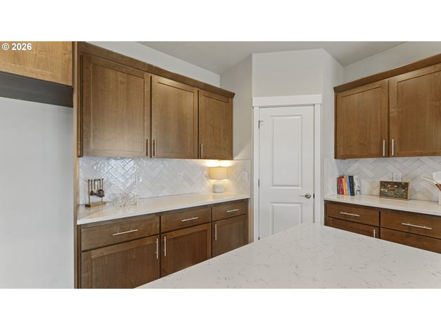 7510 Ne 176TH Ave, Vancouver, WA 98682
