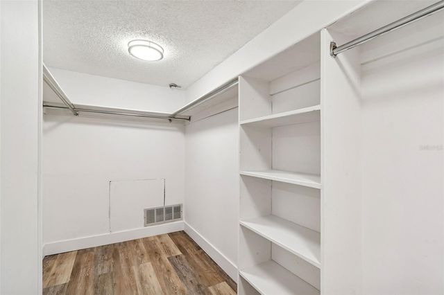 225 COUNTRY CLUB DRIVE E148, Largo, FL 33771