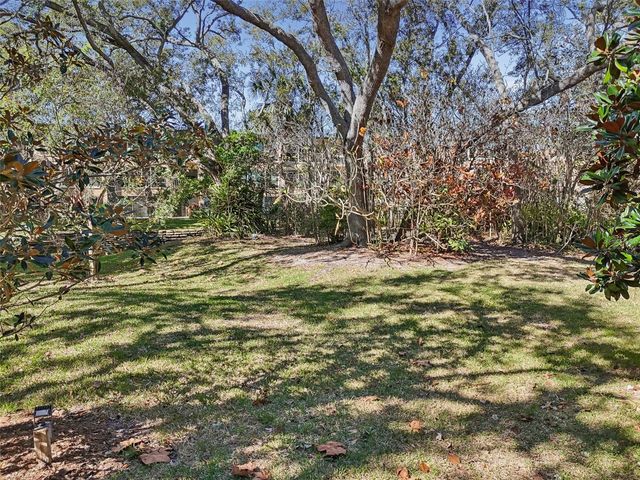 225 COUNTRY CLUB DRIVE E148, Largo, FL 33771