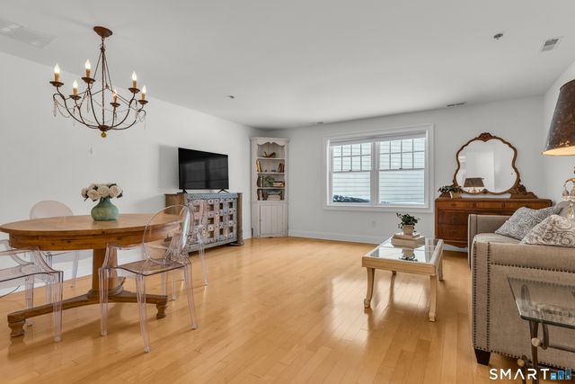 80 Southwick Court 201, Cheshire, CT 06410