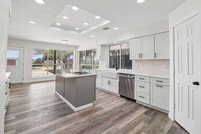 514 Palm Desert Drive, Garland, TX 75044