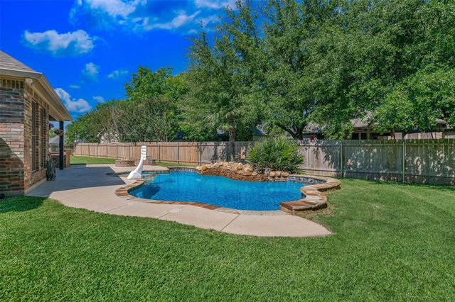 306 Tottenham Court, Bossier City, LA 71111