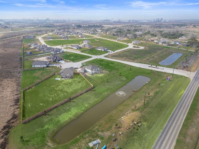 11502 Youngquist Drive, Mont Belvieu, TX 77535