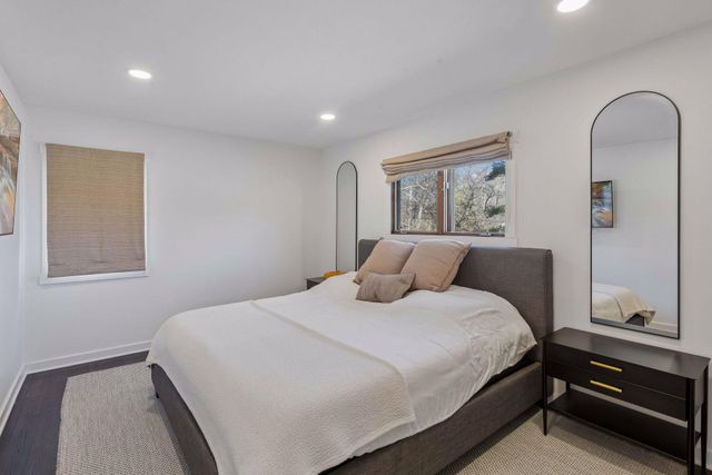 25835 Wild Rose Lane, Excelsior, MN 55331