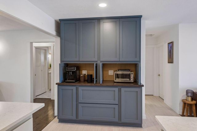 25835 Wild Rose Lane, Excelsior, MN 55331