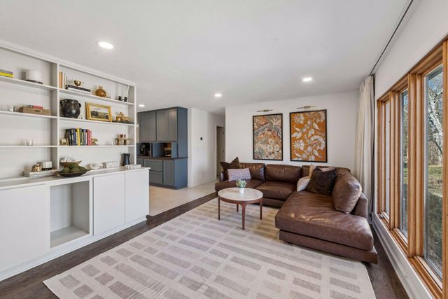 25835 Wild Rose Lane, Excelsior, MN 55331