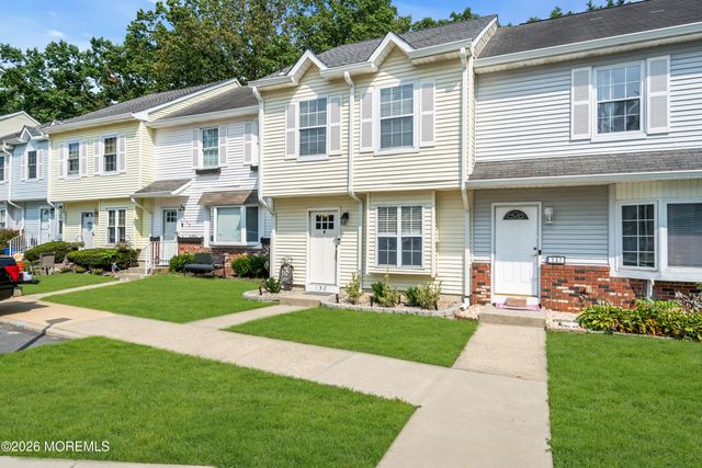 158 Meli Lane, Jackson, NJ 08527