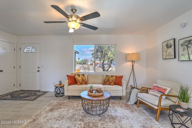 810 E Water Street, Tucson, AZ 85719