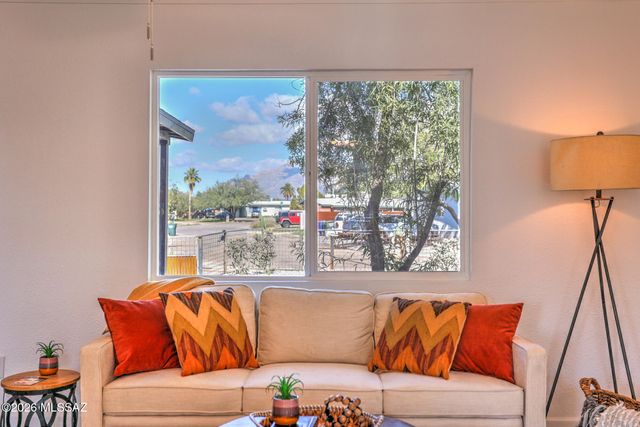 810 E Water Street, Tucson, AZ 85719