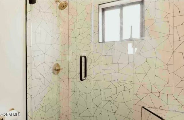 1055 E Whitton Avenue, Phoenix, AZ 85014