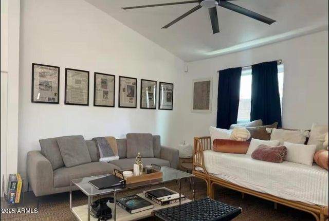 1055 E Whitton Avenue, Phoenix, AZ 85014