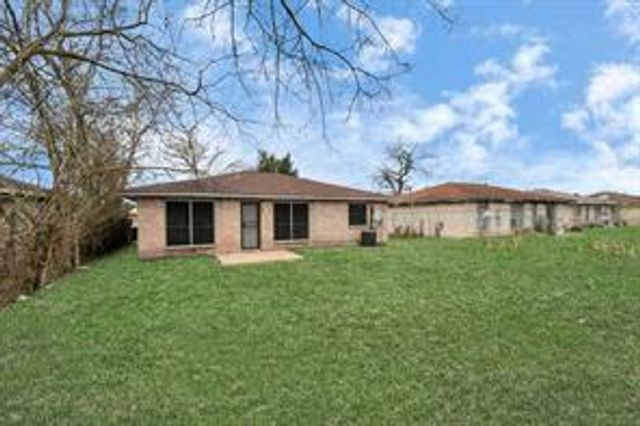 12811 Glenhollow Drive, Houston, TX 77048