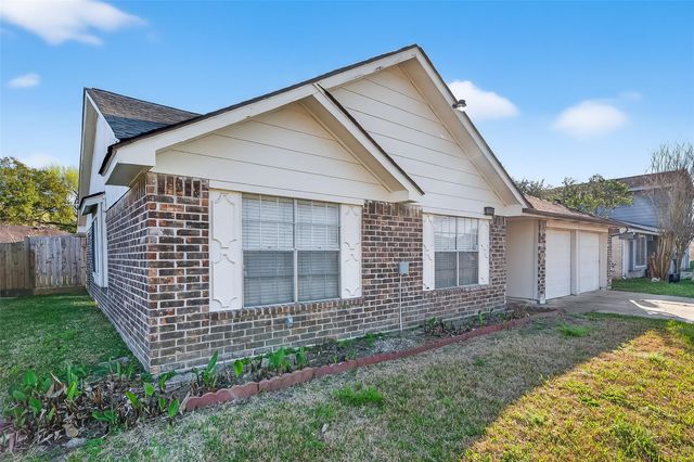 15811 Pfeiffer Drive, Houston, TX 77082