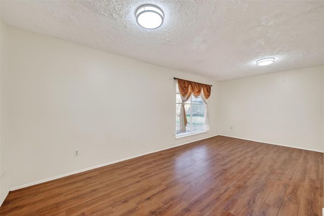 15811 Pfeiffer Drive, Houston, TX 77082