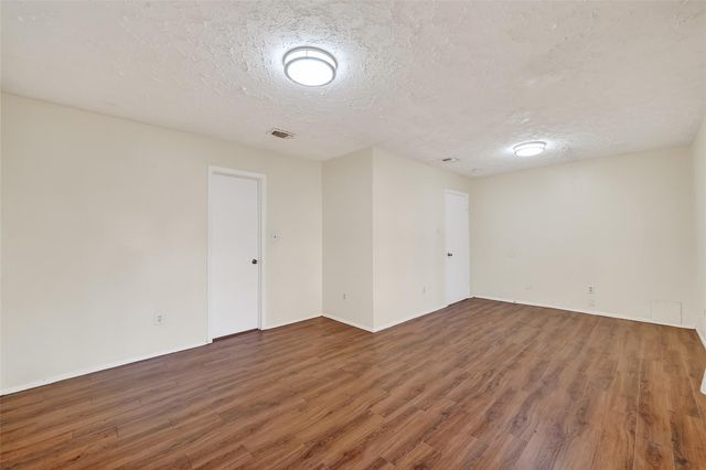 15811 Pfeiffer Drive, Houston, TX 77082