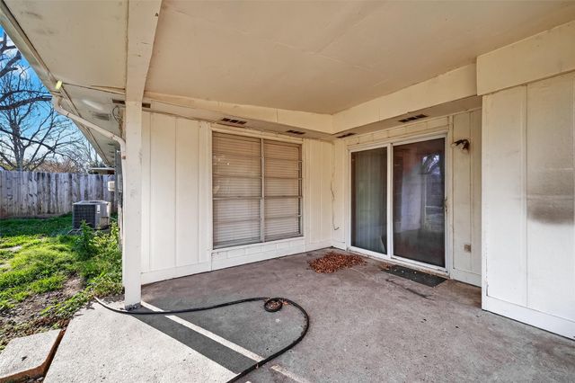 15811 Pfeiffer Drive, Houston, TX 77082