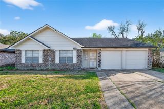 15811 Pfeiffer Drive, Houston, TX 77082