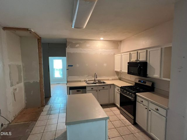 1016 Flower Round Court, Raleigh, NC 27610