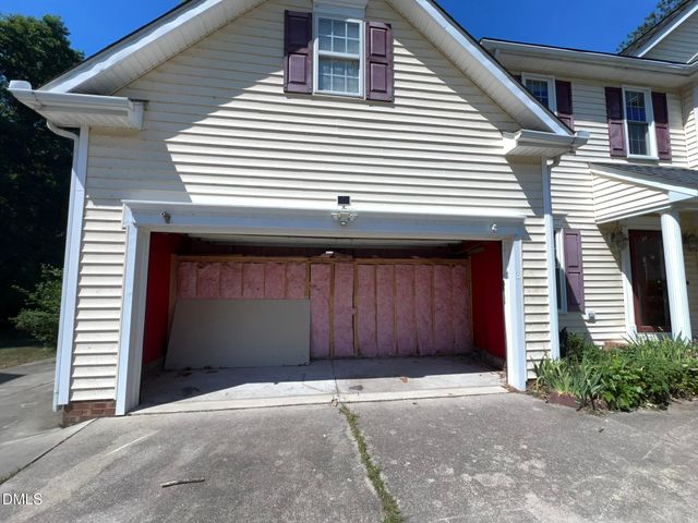 1016 Flower Round Court, Raleigh, NC 27610