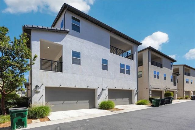 104 Sculpture, Irvine, CA 92618