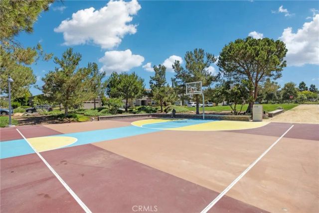 104 Sculpture, Irvine, CA 92618