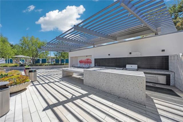 104 Sculpture, Irvine, CA 92618