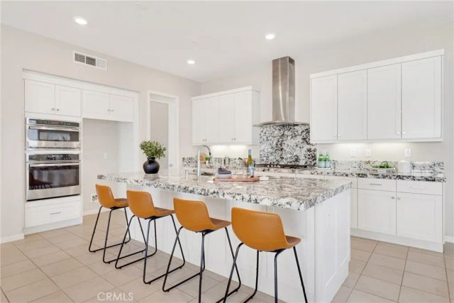 104 Sculpture, Irvine, CA 92618