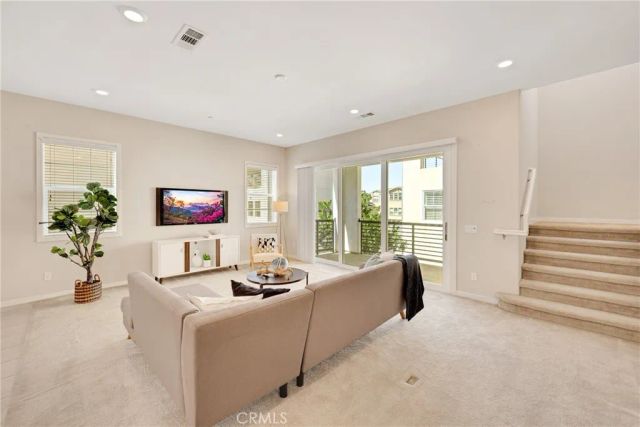 104 Sculpture, Irvine, CA 92618