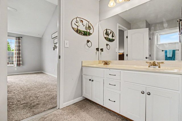 4874 Dartmouth Drive, Burlington, KY 41005