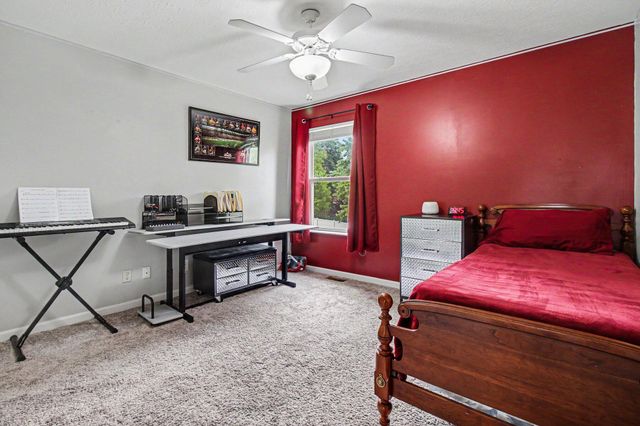 4874 Dartmouth Drive, Burlington, KY 41005