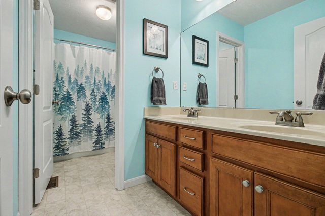 4874 Dartmouth Drive, Burlington, KY 41005