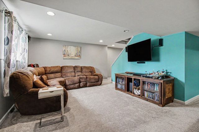 4874 Dartmouth Drive, Burlington, KY 41005